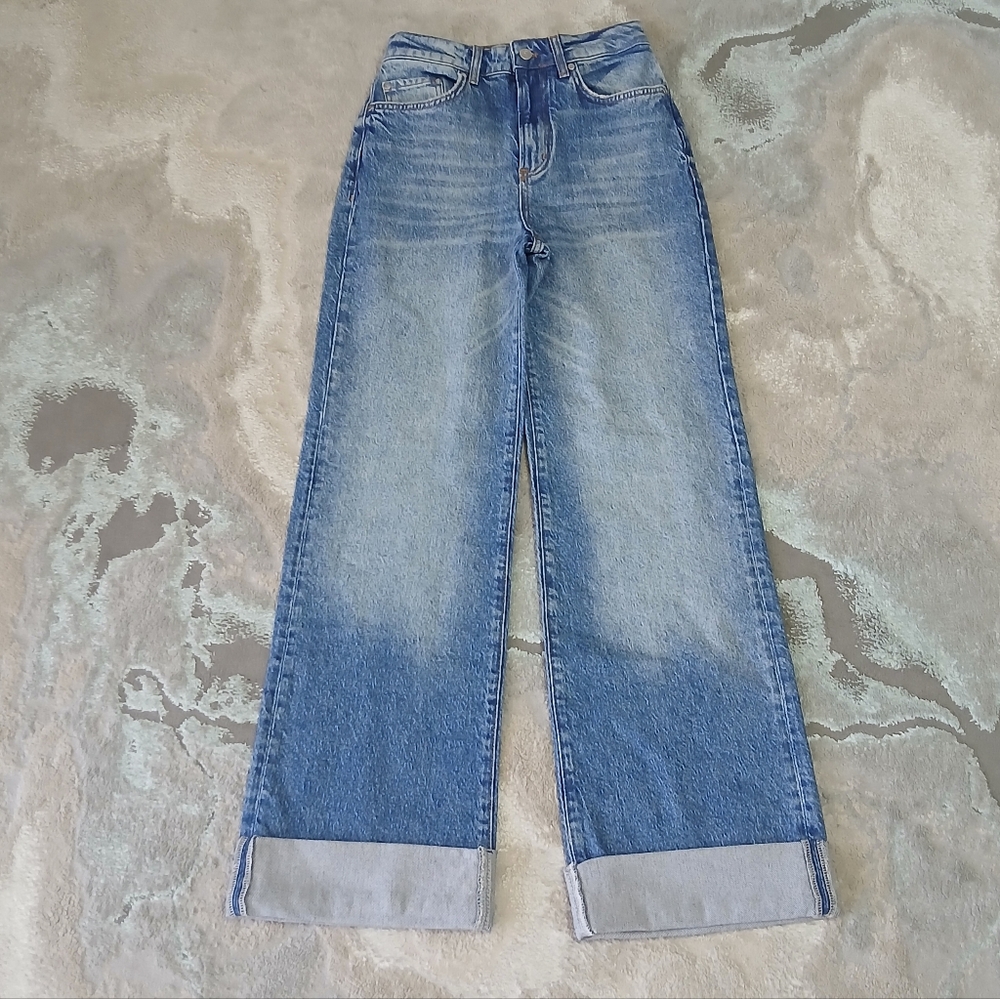 Pilcro‎ The Austyn High-Rise Cuffed Wide-Leg Jeans - Picture 3 of 13